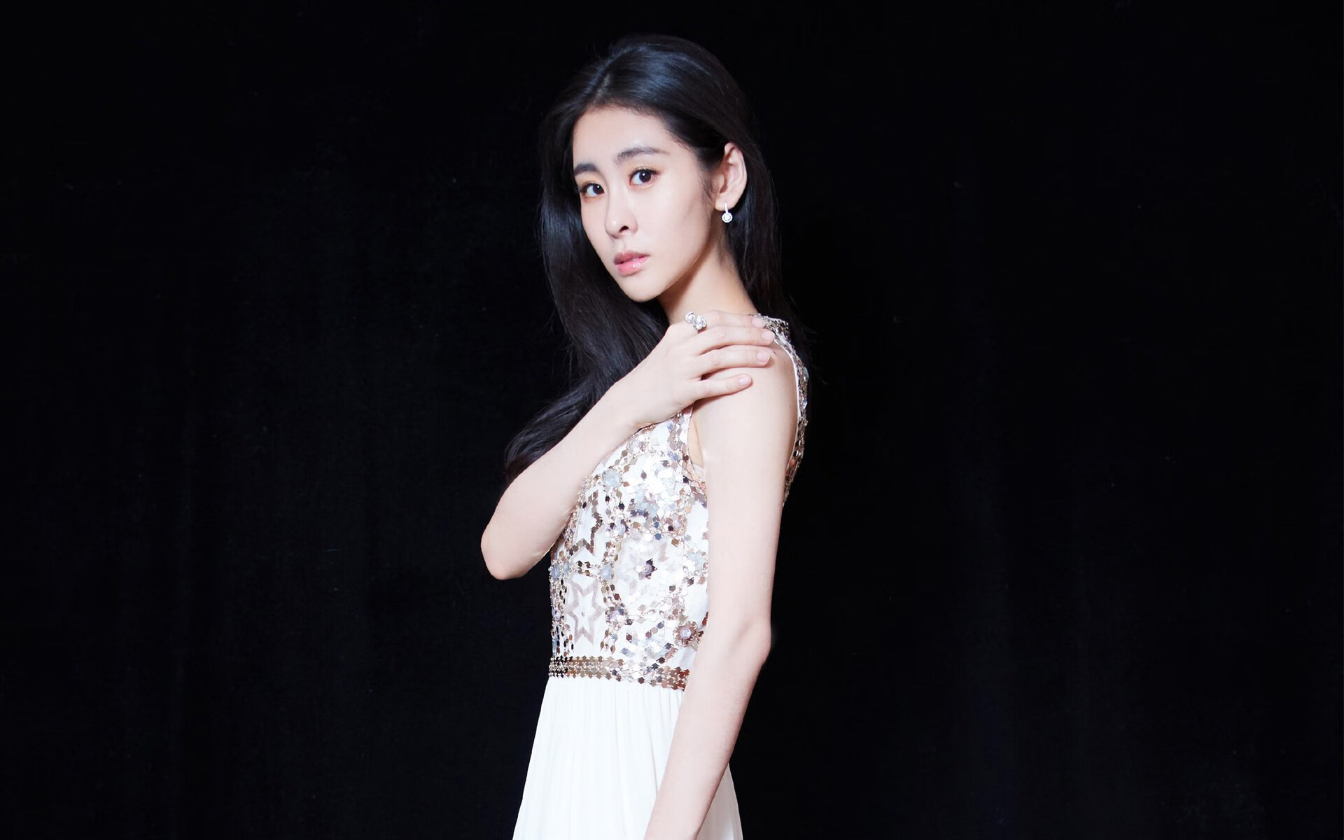 独行侠核心表示球队凝聚力是赢球关键,独行侠球队名单