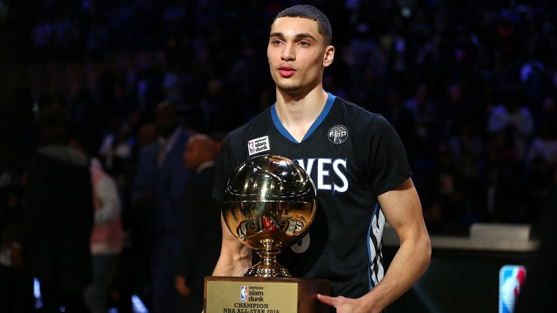 史上最“惊艳”的逆转战，库里在落后多分的情况下带队完成史诗逆转！